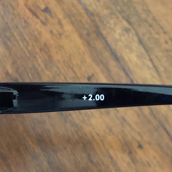 Chico’s Reading Glasses w/Drawstring Bag +2.00 - Picture 9 of 9